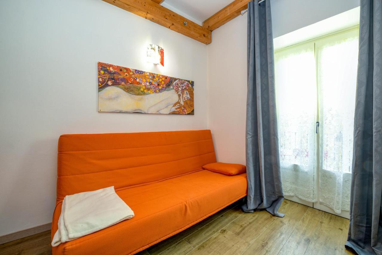 トレモージネCasa Nel Borgo - Il Picchioアパートメント エクステリア 写真