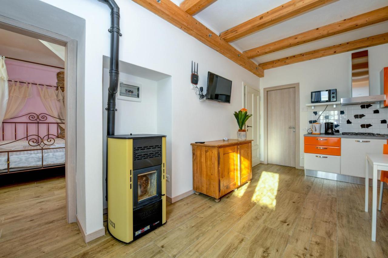 トレモージネCasa Nel Borgo - Il Picchioアパートメント エクステリア 写真